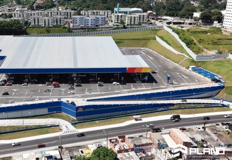 Assaí-Cidade-Tiradentes---Vista-aérea----Projeto-Plano-Engenharia1